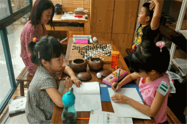 恬乐音乐美术书法围棋晚托